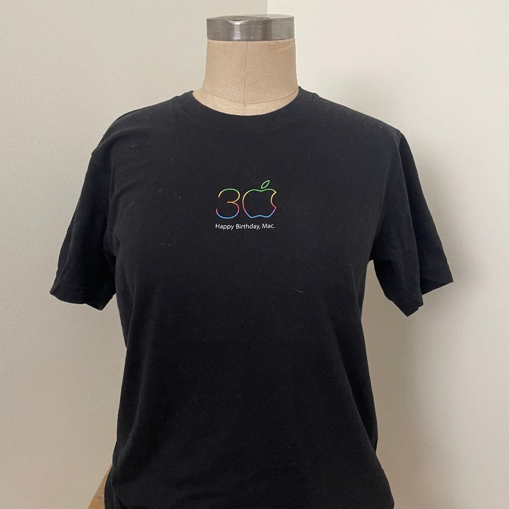 Apple Uniform t-shirt - 30th happy birthday mac